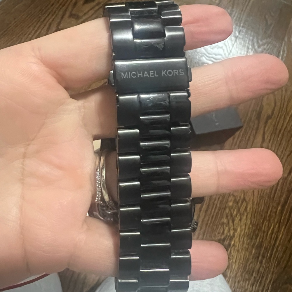Men’s Michael Kors watch - Picture 3 of 3